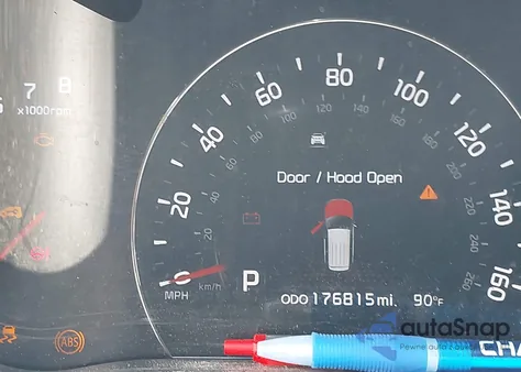 2014 Kia Sorento Lx z USA, uszkodzony, nr VIN 5XYKT3A6XEG494082